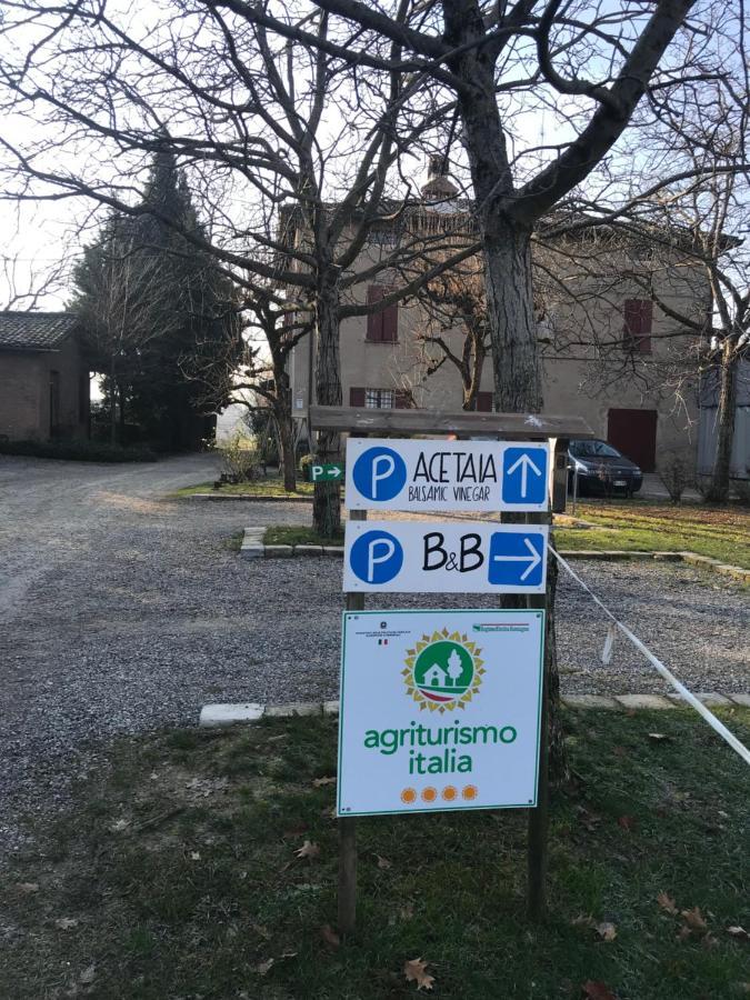Alloggio Cantalupo Формиджине Екстериор снимка